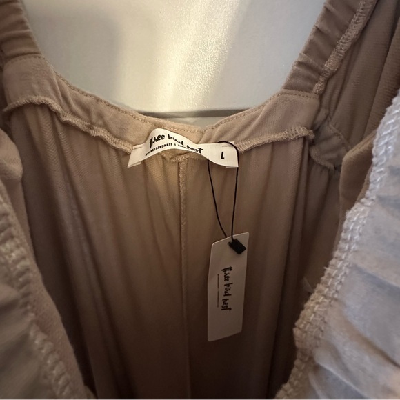 NWT size LARGE on repeat open back ruffle jumpsuit Three Bird Nest - Picture 6 of 8